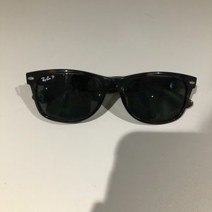 Original wayfarer classic ray bands polarised